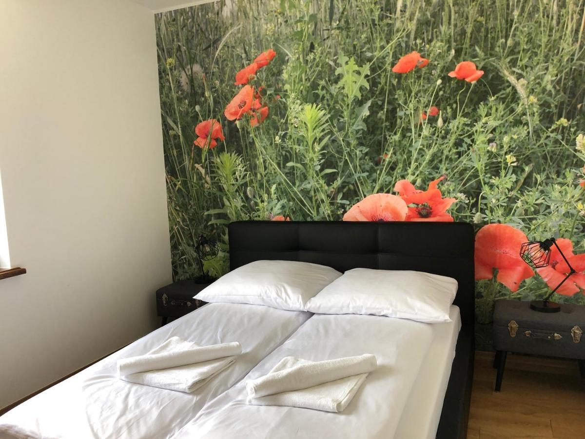 Dwor Gogolewo Nad Warta Bed & Breakfast Ksiaz Wielkopolski Dış mekan fotoğraf