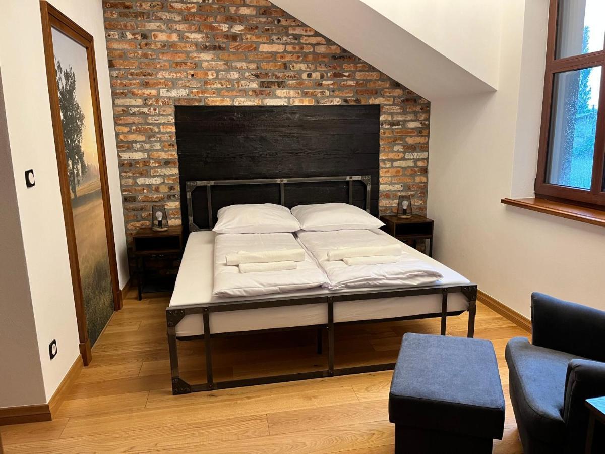 Dwor Gogolewo Nad Warta Bed & Breakfast Ksiaz Wielkopolski Dış mekan fotoğraf